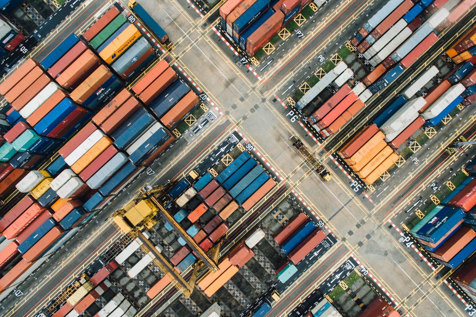 Containerterminal aus der Luft